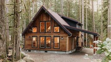 Cabin, 3 Bedrooms | Exterior