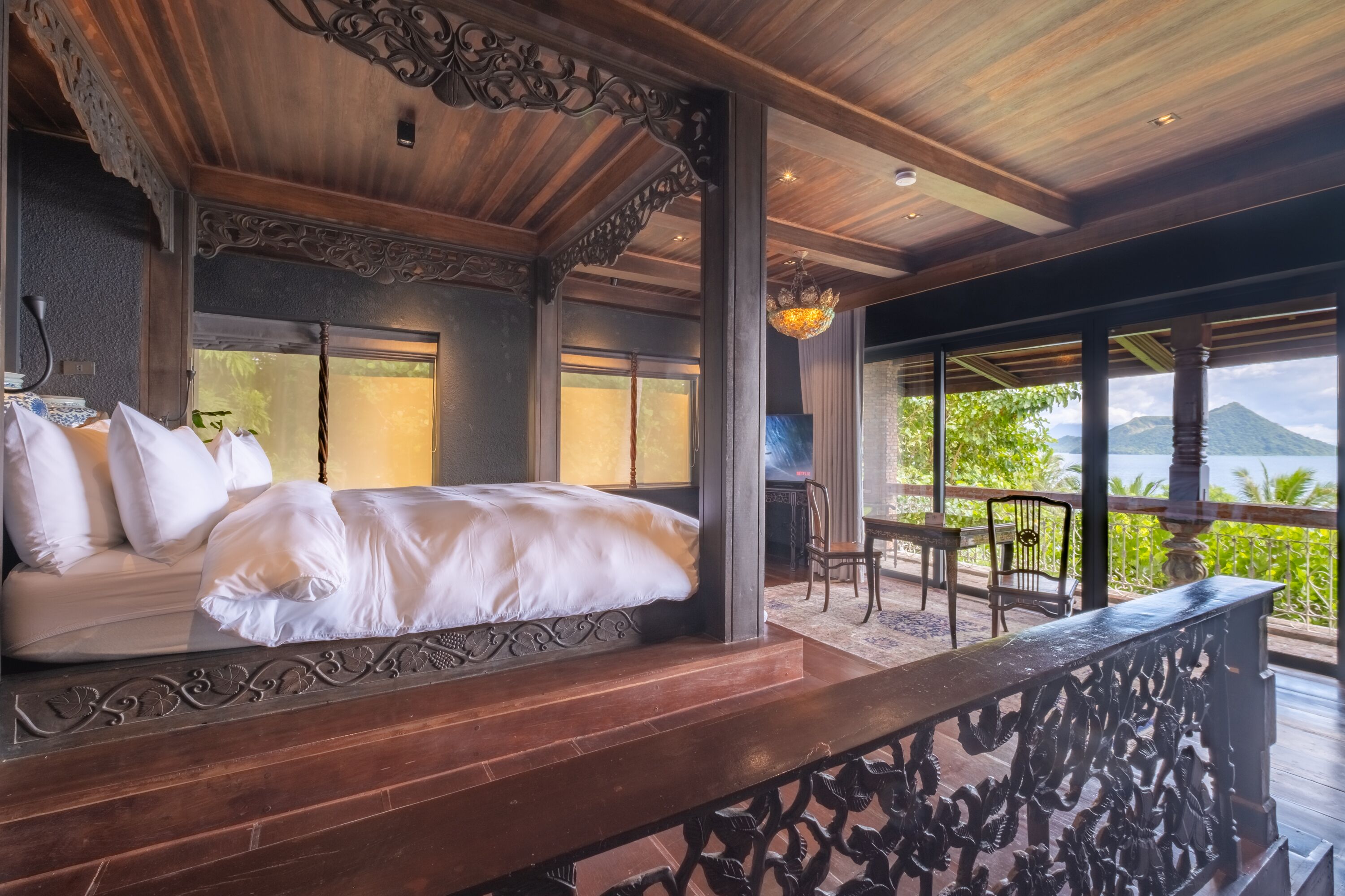 Down comforters, in-room safe, individually decorated