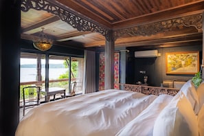 2 bedrooms, down duvets, in-room safe, individually decorated