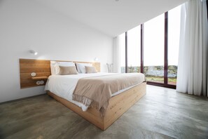 2 bedrooms, in-room safe, iron/ironing board, travel cot