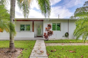Interior - Spacious + Serene Miami Home: Walk to Metrorail! (Miami)