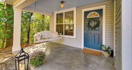 Centrally Located Home ~ Steps to Oxford Square!