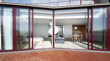 2 chambres, coffres-forts dans les chambres, fer et planche à repasser