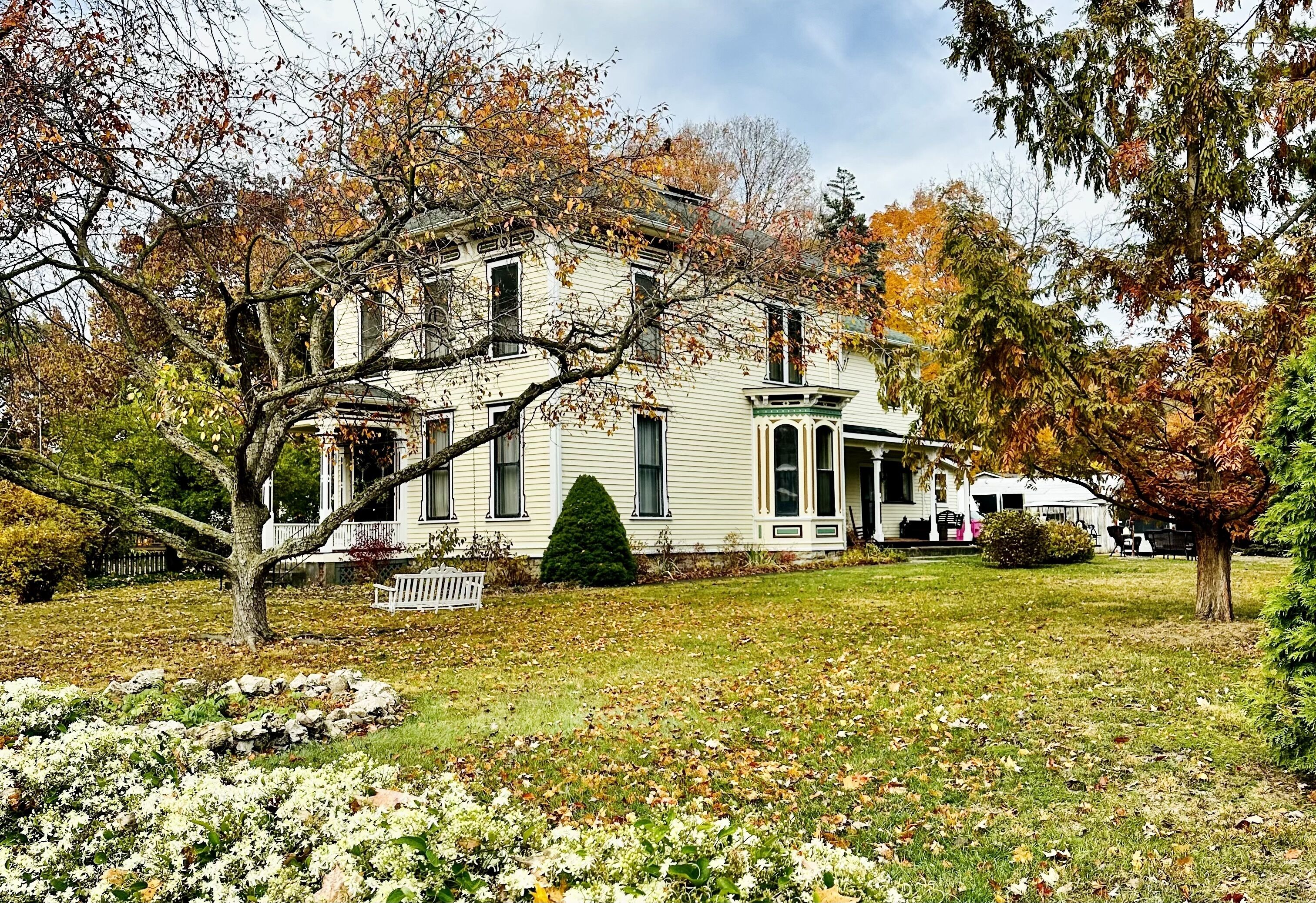 Beautiful , upscale historic home new to the short term rental market 