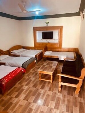 Phòng đôi Deluxe | Bàn ủi/dụng cụ ủi quần áo, truy cập Internet không dây miễn phí 