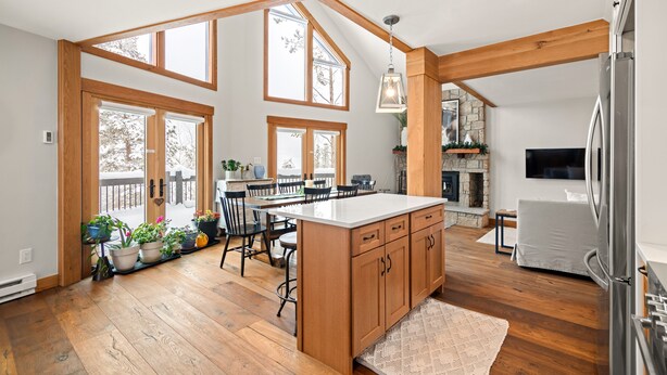 Interior - Mtn views & hot tub stargazing minutes from Breck! (Breckenridge)