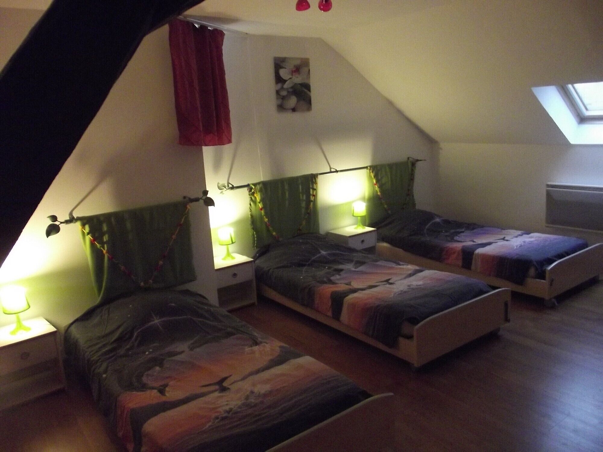 3 bedrooms, iron/ironing board, travel crib, WiFi