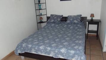 3 chambres, fer et planche à repasser, lit parapluie, Wi-Fi