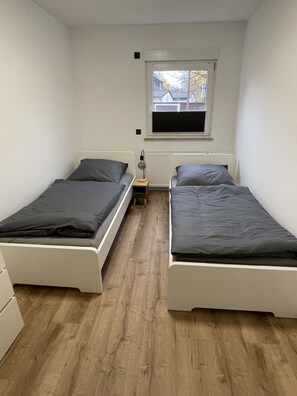 2 bedrooms, WiFi, bed sheets
