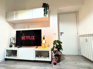 Interior - AmoR San Lorenzo (Roma)