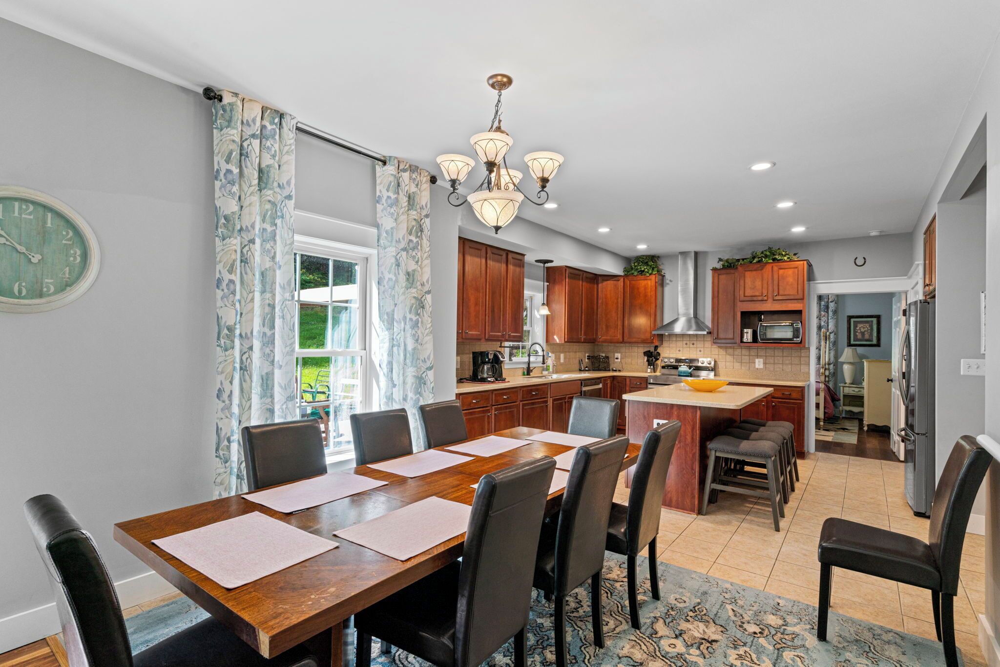 تناول الطعام