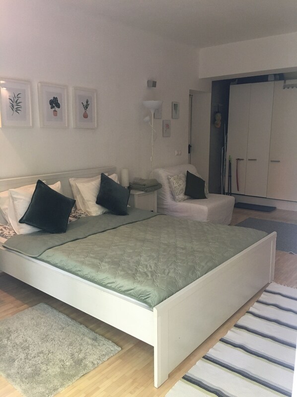 1 chambre, fer et planche à repasser, Wi-Fi, draps fournis