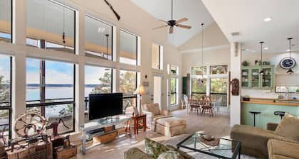 Dream Balcony Lakehouse ~Golf Cart ~Games ~Kayaks