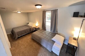 2 chambres, bureau, accès au Wi-Fi (inclus), literie fournie