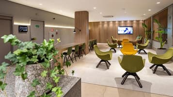 Àrea amb seients del vestíbul