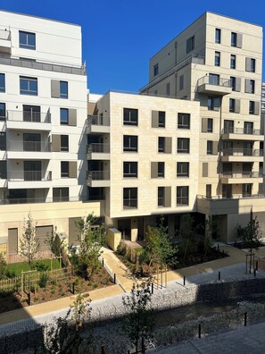 Exterior - Duplex Neuf à 5' de Paris - Visiter Paris & Profiter des Jeux Olympiques (Aubervilliers)