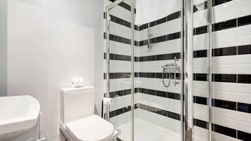 Shower, towels