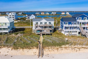 Exterior - Wright By The Sea - premier 4 bedroom oceanfront home (North Topsail Beach)