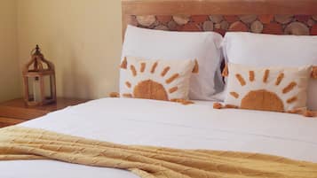 5 bedrooms, WiFi, bed sheets