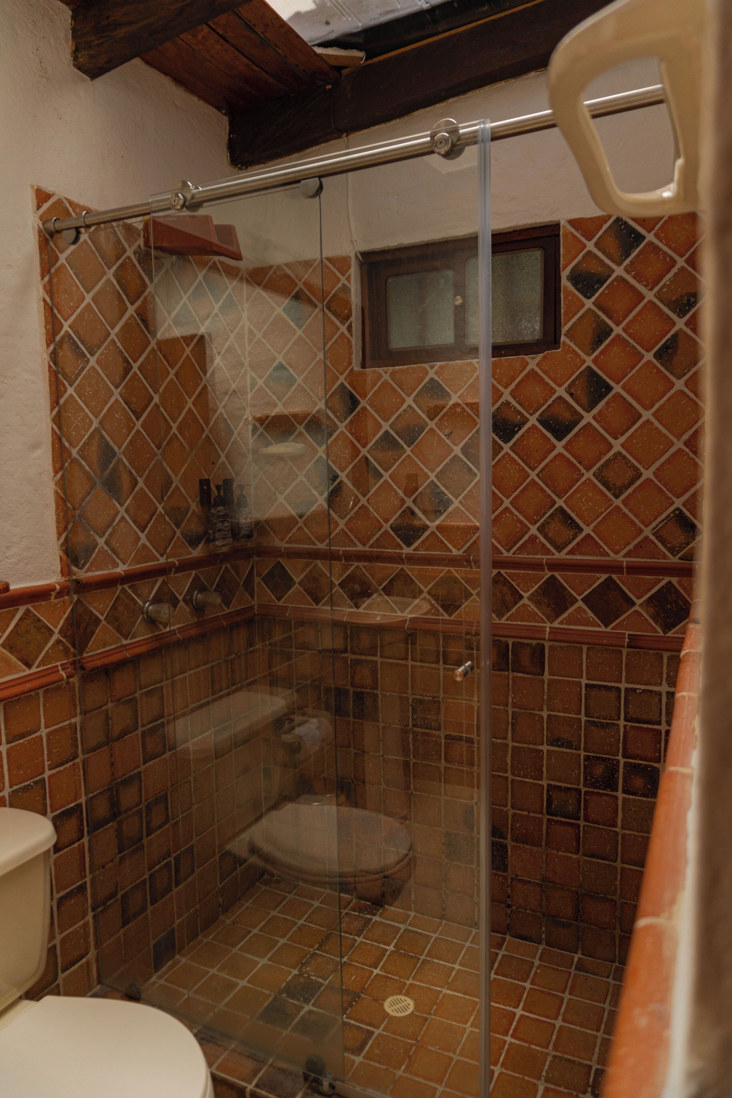 Classic Twin Room | Bathroom