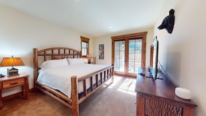 3 bedrooms, iron/ironing board, WiFi