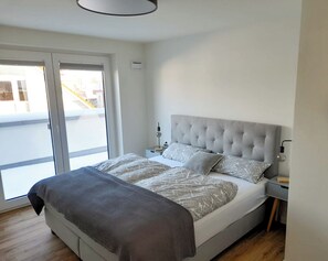 2 dormitorios, cuna de viaje, wifi gratis y accesible en silla de ruedas