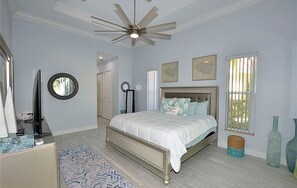 4 bedrooms, iron/ironing board, free WiFi, bed sheets