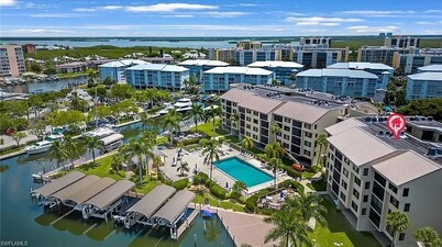 Heaven on Fort Myers Beach.  A quaint condo with Tommy Bahama like look.
