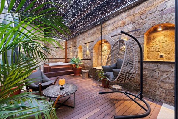 Suite ejecutiva | Terraza o patio