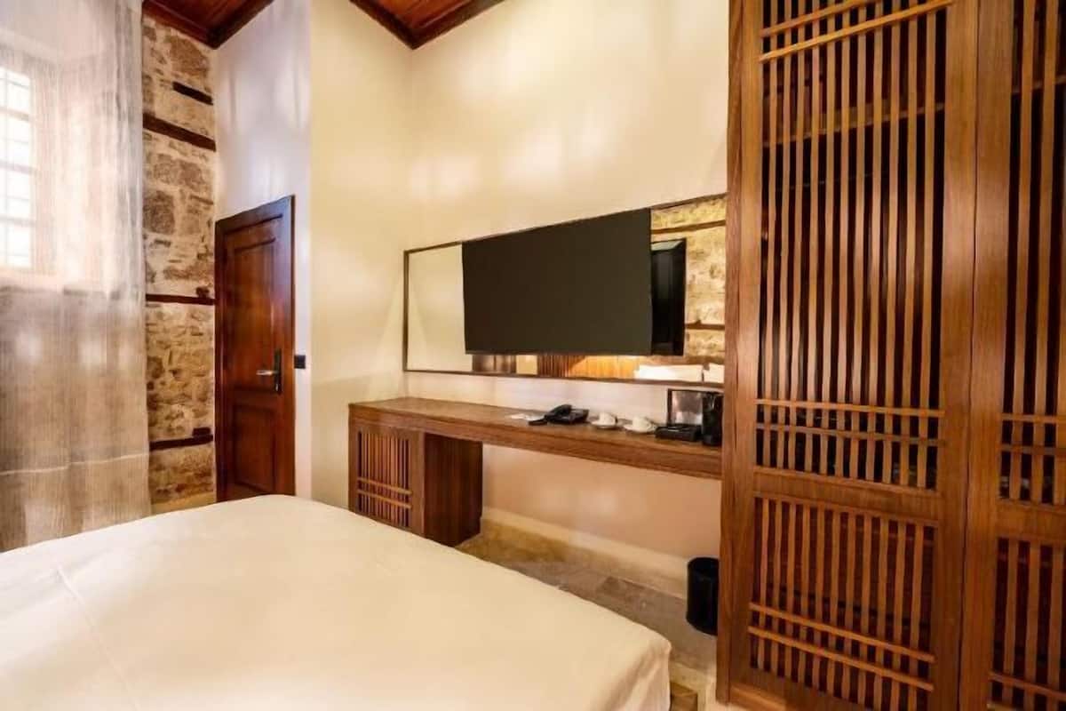 1 Schlafzimmer, hochwertige Bettwaren, Minibar, Zimmersafe