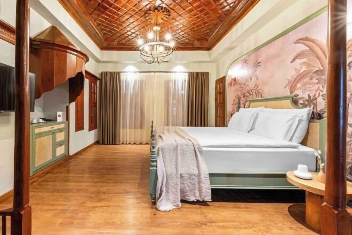 Ropa de cama de alta calidad, minibar, caja fuerte y wifi gratis