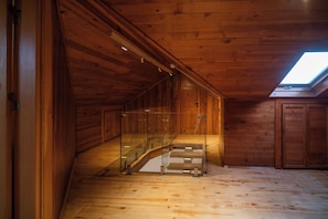 Family Suite | 1 bedroom, premium bedding, minibar, in-room safe