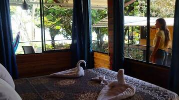 ベーシック ダブルルーム | WiFi (無料)、ベッドシーツ