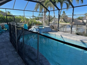 Uppvärmd pool