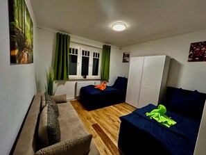 2 habitaciones, wifi gratis y ropa de cama 