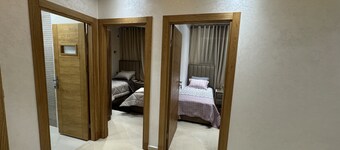 Family-sized Apartment overlooking Coast with easy access to Beach & Medina.