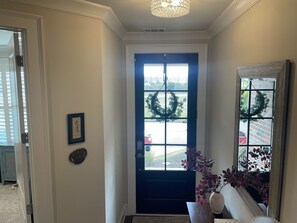 Interior - Executive rental available in Savannah, GA- minimum 60 day. great locale (Savannah)