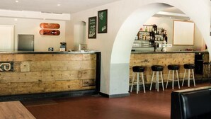 Reception - Hostel Chillertal (Schwendau)