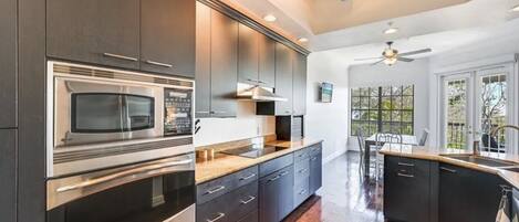 Kühlschrank, Eiswürfelbereiter