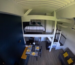 1 dormitorio, tabla de planchar con plancha, wifi gratis y ropa de cama