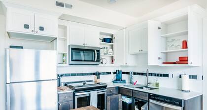 Mr. Hudson Jr. Entire rental unit in Salt Lake City, Utah, with King Bed!