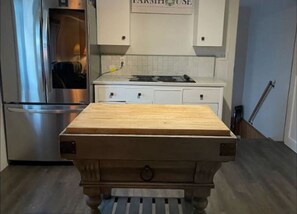 Private kitchen - The Hitching Post Corrals come relax family friendly stay!!! Near Lava (Inkom)