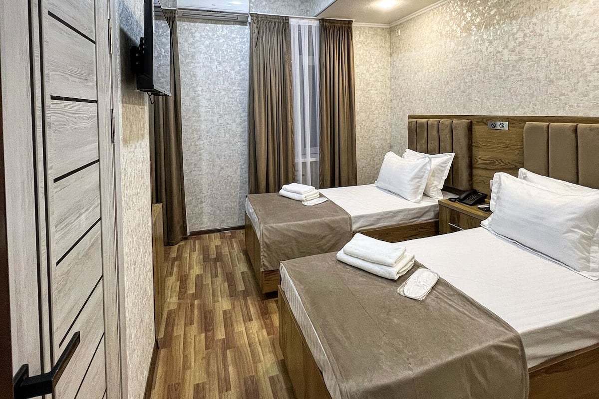 Habitación estándar con 1 cama matrimonial o 2 individuales | Wifi gratis