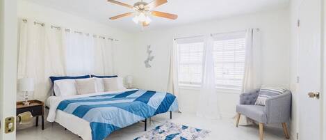 3 chambres, fer et planche Ă repasser, Wi-Fi, draps fournis