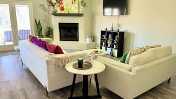 TV connectée, cheminée