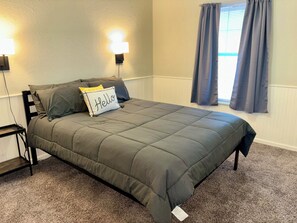 4 bedrooms, iron/ironing board, free WiFi, bed sheets