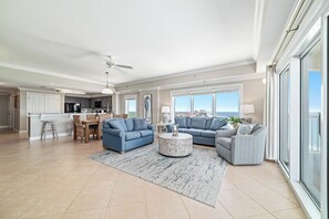 تلفزيون ذكي