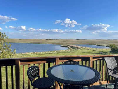 The Canada Goose Lodge . Cozy up by the fire in this secluded Log Lodge.