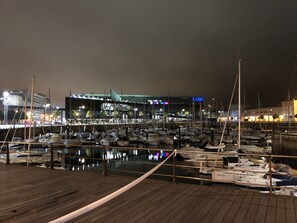 Marina - Noche a Bordo en un Velero de Lujo Sobre el Mar, en Pleno Corazón de la Ciudad (Vigo)