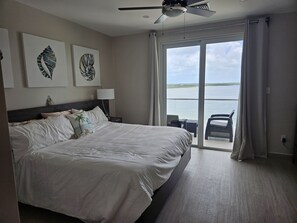 3 soverom, strykejern/-brett, wi-fi og sengetøy